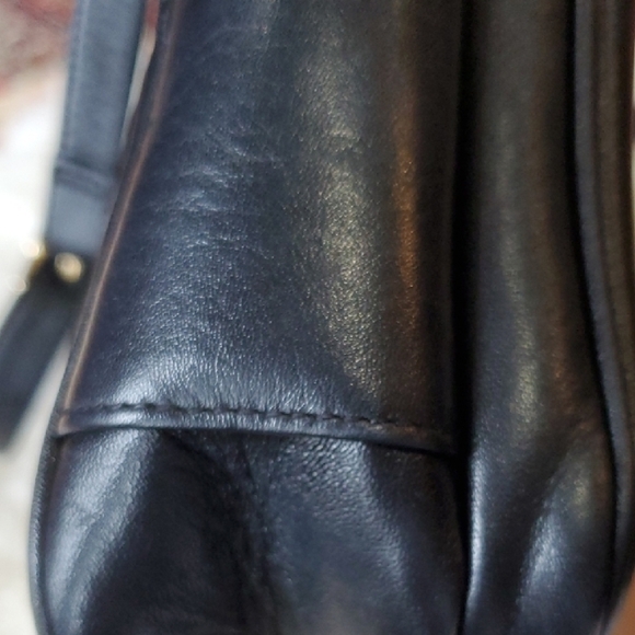 Etienne Aigner Black Genuine Leather Crossbody Bag 6 X 9 - Picture 4 of 13